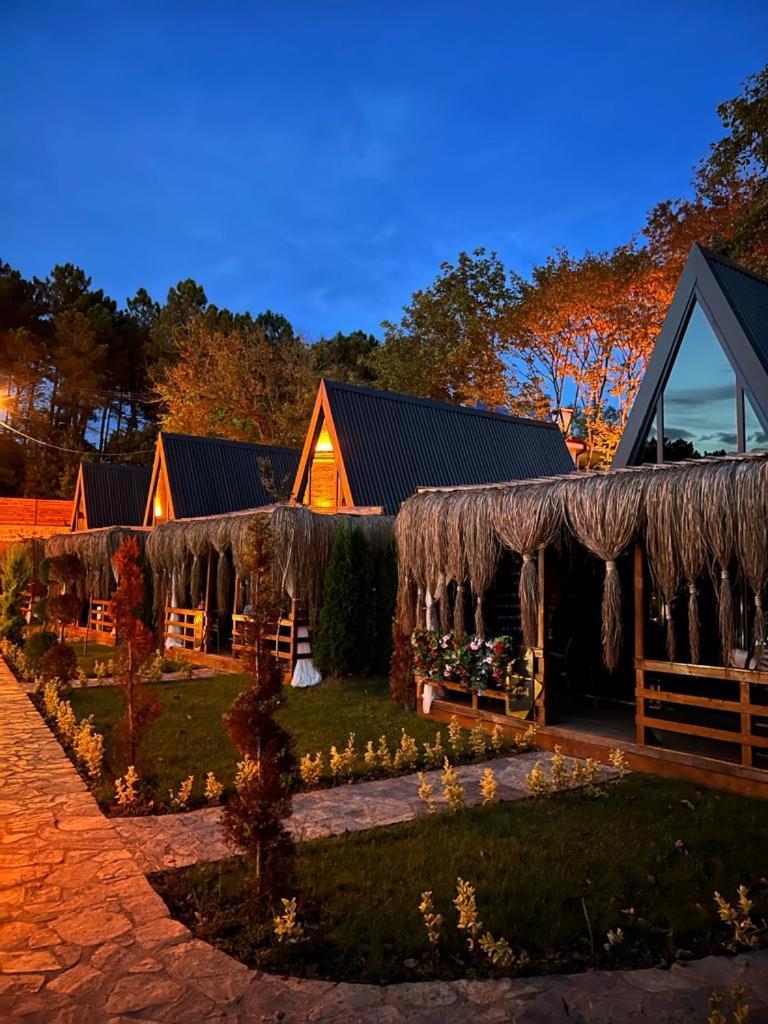Kerpe Bungalov Hotel Kandıra エクステリア 写真